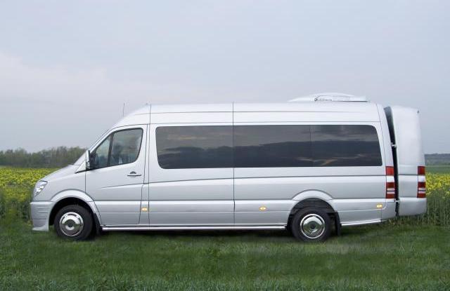 Mikroautobusu noma ar šoferi Mercedes Benz Sprinter 8 9 10 15 17 16 20 vietas sēdvietas